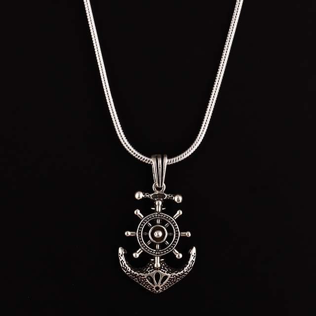 SILVER EXCLUSIVE PENDANT