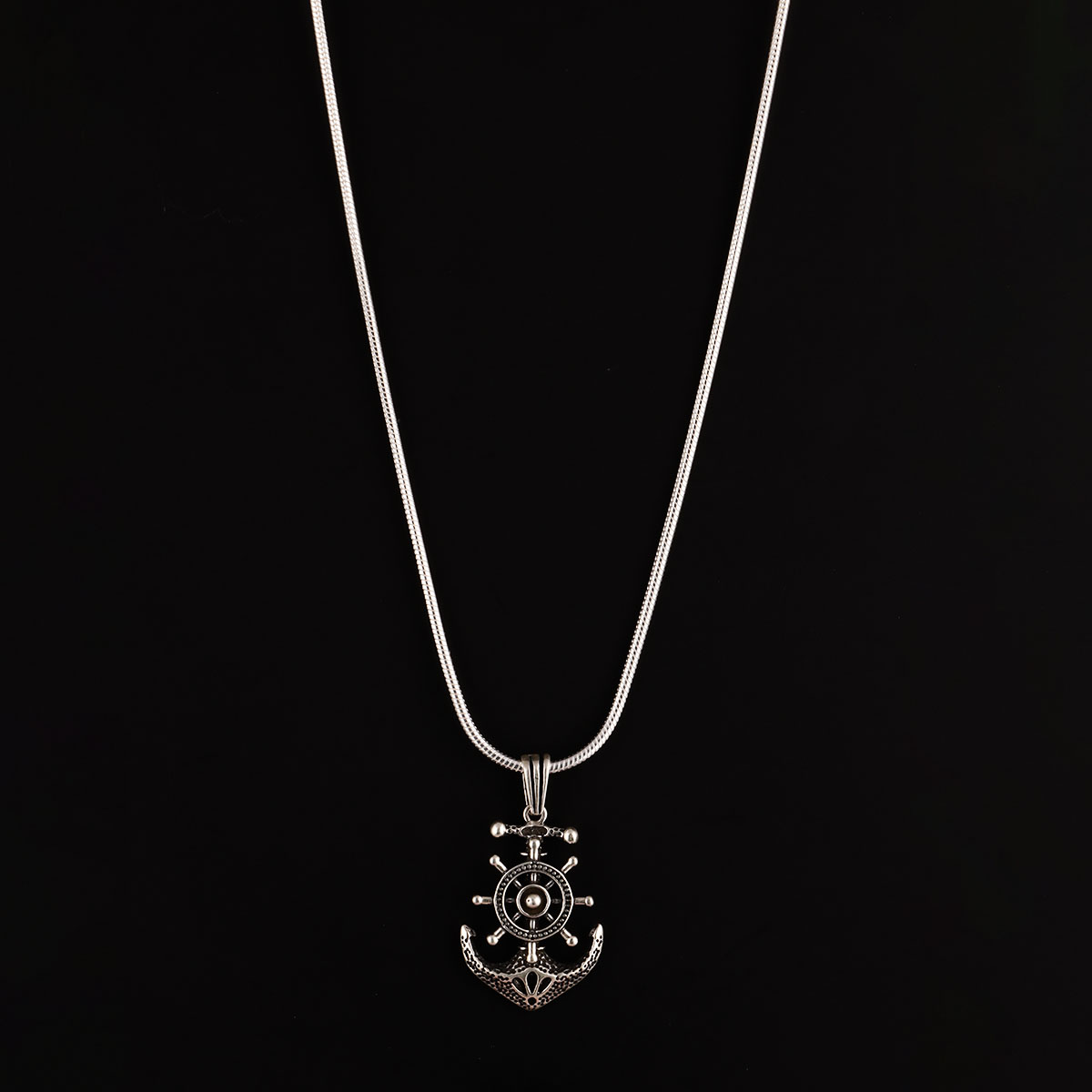 SILVER EXCLUSIVE PENDANT